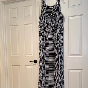 Calvin Klein Black and White Patterned Maxi Dress